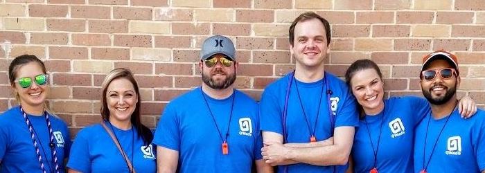 picture of volunteers at the austin animal centers